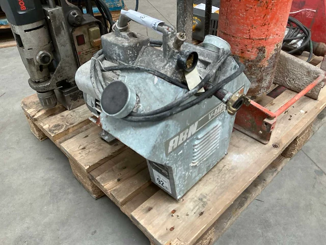 Abn v-meko 400 luchtcompressor - afbeelding 4 van  5