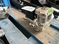 Abs pomp porsche - afbeelding 1 van  4