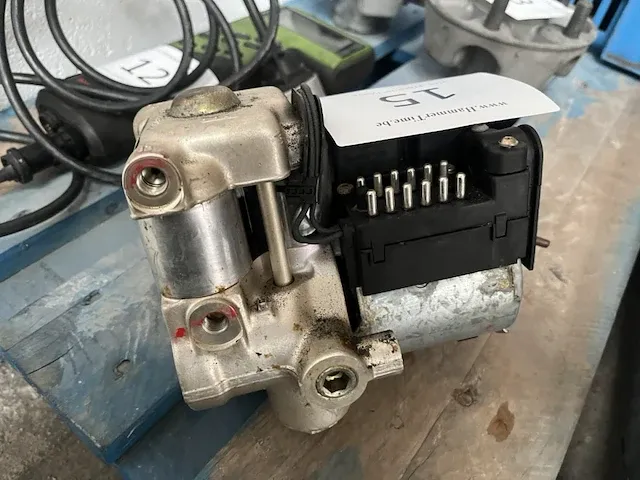 Abs pomp porsche - afbeelding 4 van  4