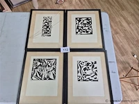 Abstracte tekeningen 4 stuks, 1 glas gebroken - afbeelding 1 van  5