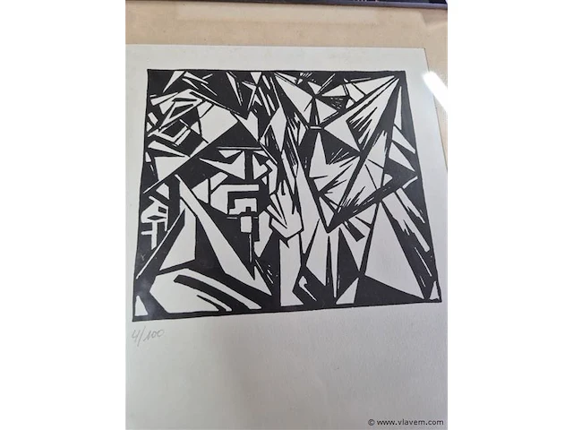 Abstracte tekeningen 4 stuks, 1 glas gebroken - afbeelding 2 van  5