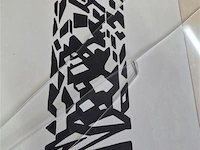 Abstracte tekeningen 4 stuks, 1 glas gebroken - afbeelding 5 van  5