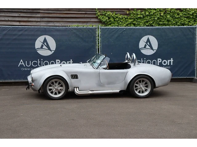 Ac cobra replica - alloy body - 1965 (marge) - afbeelding 1 van  1