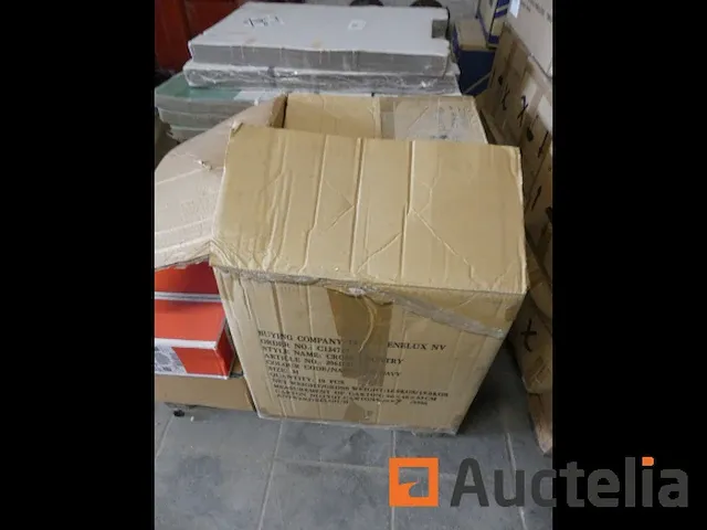 Accessoires van bureautafel verschillend - afbeelding 2 van  9