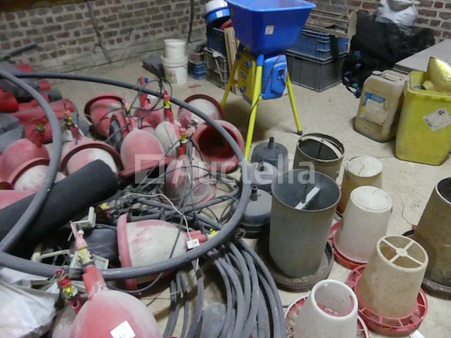 Accessoires voor kippenhokken - afbeelding 13 van  16