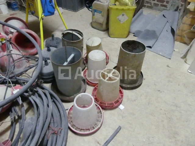 Accessoires voor kippenhokken - afbeelding 16 van  16