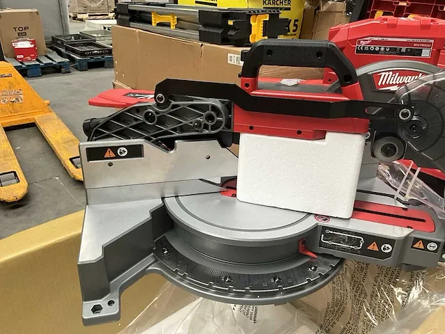 Accu afkortzaag milwaukee m18 fms254-0 - afbeelding 4 van  9