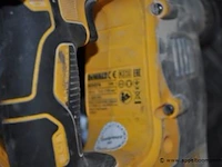 Accu boorhamer dewalt dch vv afzuiging - afbeelding 3 van  4