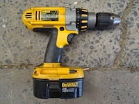 Accu boormachine + accu reciprozaag dewalt - afbeelding 6 van  8