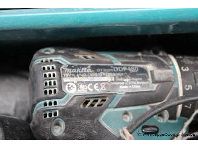 Accu boormachine makita ddf480, vv lader, werking niet gekend - afbeelding 2 van  2