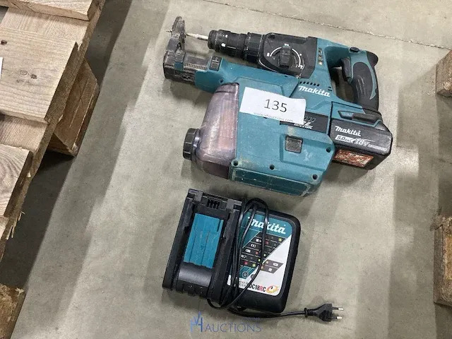 Accu boormachine makita - afbeelding 1 van  6