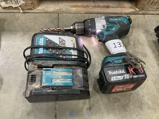 Accu boormachine makita - afbeelding 1 van  4