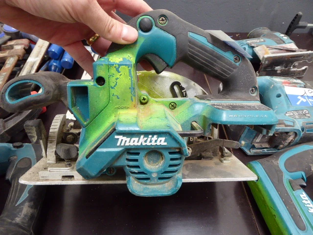 Accu cirkelszaag makita - afbeelding 2 van  3