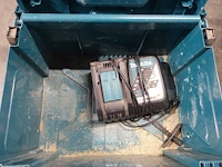 Accu cirkelzaag makita - afbeelding 2 van  4