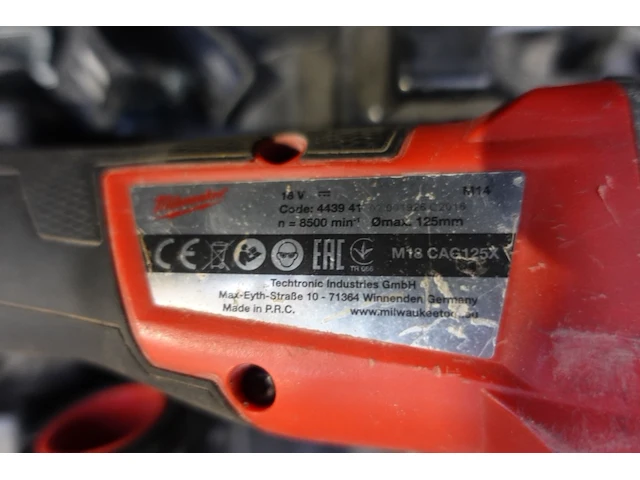 Accu cirkelzaag plus accu slijpschijf milwaukee - afbeelding 3 van  6
