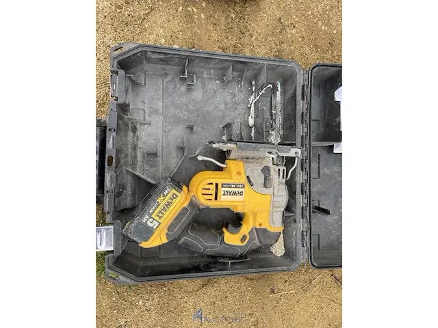 Accu decoupeerzaag dewalt - afbeelding 3 van  4