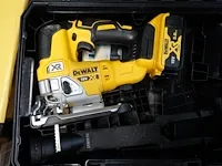 Accu decoupeerzaag dewalt - afbeelding 2 van  3