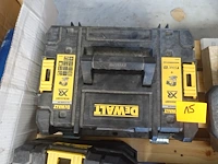 Accu decoupeerzaag dewalt - afbeelding 4 van  4