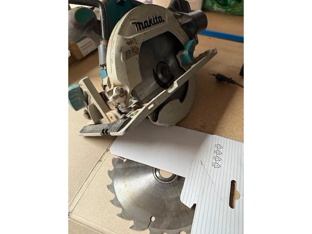 Accu gereedschap makita - afbeelding 10 van  17