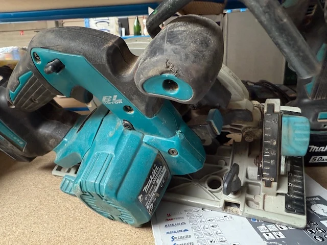 Accu gereedschap makita - afbeelding 12 van  17