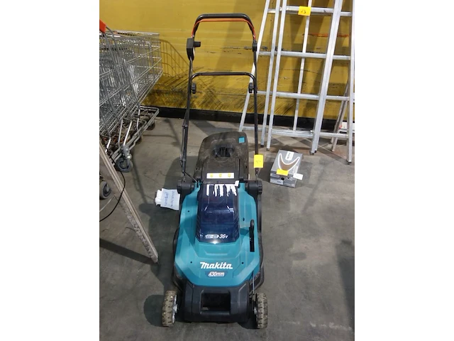 Accu grasmachine makita - afbeelding 2 van  4