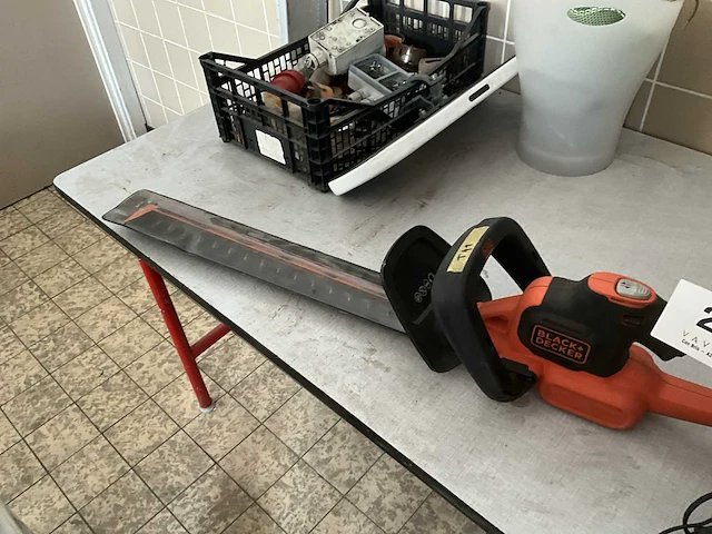Accu heggenschaar black&decker bchts36 - afbeelding 3 van  5