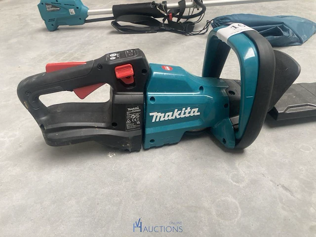 Accu heggeschaar makita - afbeelding 2 van  3