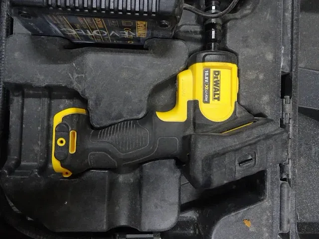 Accu inspectie-camera dewalt - afbeelding 2 van  6