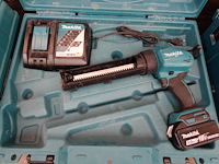 Accu kitspuit makita - afbeelding 1 van  2