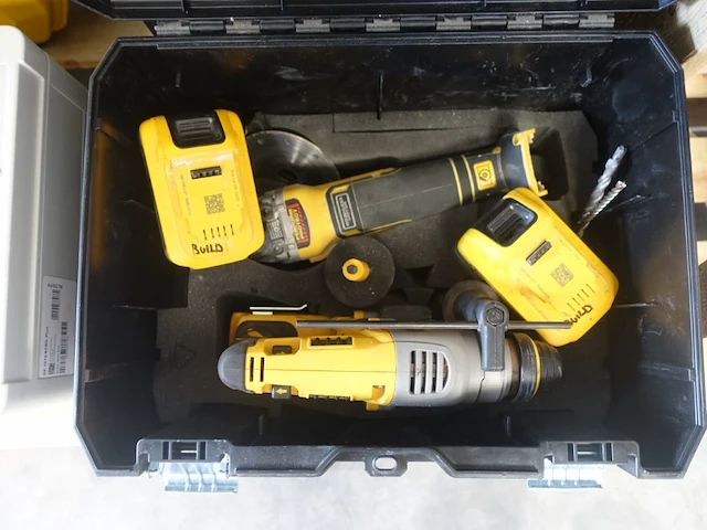 Accu klopboormachine + accu slijpmachine dewalt - afbeelding 1 van  6