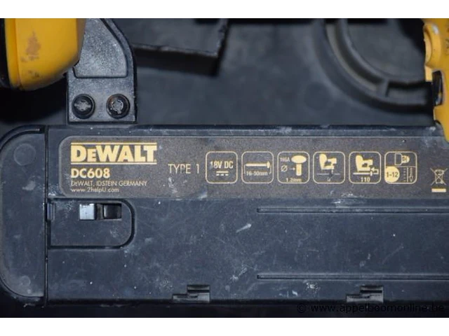 Accu nagelpistool dewalt, dc608 - afbeelding 2 van  2