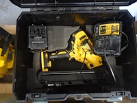 Accu nagelpistool dewalt - afbeelding 1 van  4