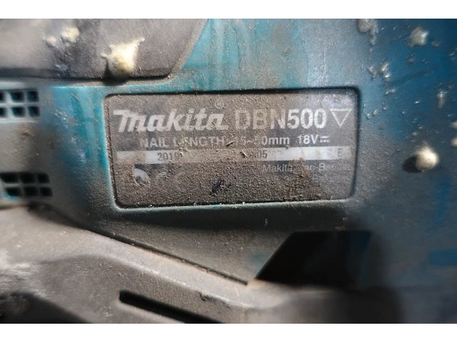 Accu nagelpistool makita - afbeelding 3 van  3