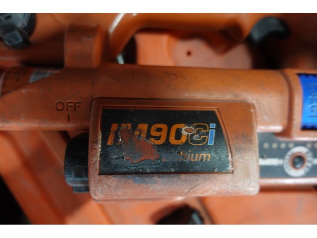 Accu nagelpistool paslode - afbeelding 2 van  2