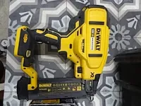 Accu nagelschieter dewalt - afbeelding 3 van  5
