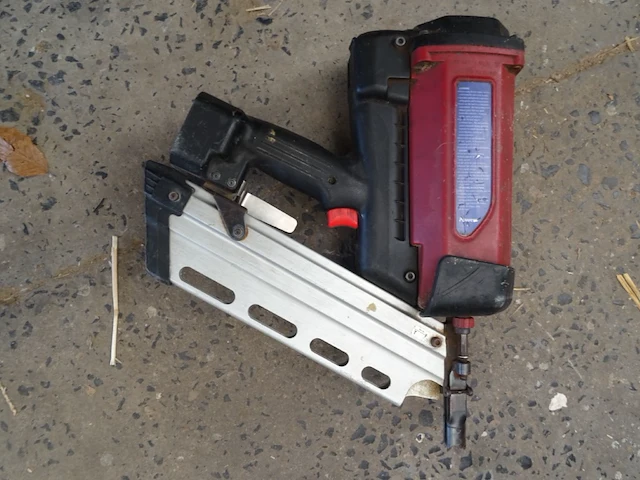 Accu nagelschieter power trak-it - afbeelding 3 van  6