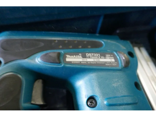Accu nietmachine makita - afbeelding 3 van  4
