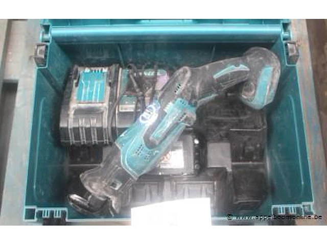 Accu reciprozaag makita djr138, vv oplader, werking niet gekend - afbeelding 1 van  2
