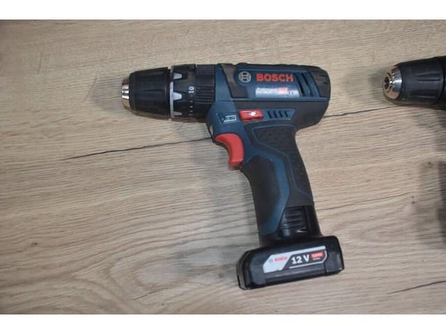 Accu schroefmachine bosch professional gsr 12v-15 met 2 accu en lader, accu schroefmachine bosch professional gsr 10,8v-ec (defect) met 2 accu en lader (b404) - afbeelding 4 van  8