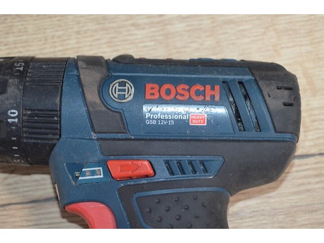 Accu schroefmachine bosch professional gsr 12v-15 met 2 accu en lader, accu schroefmachine bosch professional gsr 10,8v-ec (defect) met 2 accu en lader (b404) - afbeelding 5 van  8