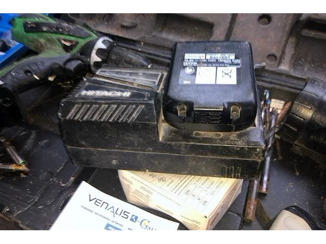 Accu schroefmachine hitachi - afbeelding 5 van  5