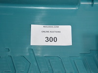 Accu schroefmachine makita df330d met lader en accu in koffer (b403) - afbeelding 2 van  6