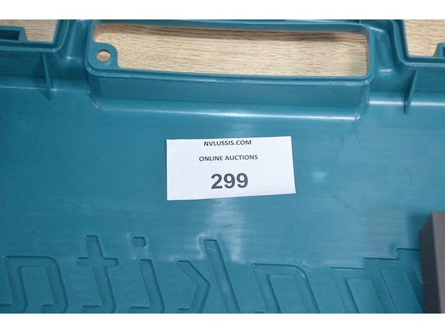 Accu schroefmachine makita met lader en accu in koffer (b403) - afbeelding 2 van  5