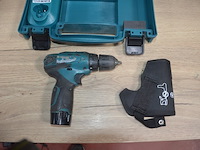 Accu schroefmachine makita met lader en accu in koffer (b403) - afbeelding 4 van  5