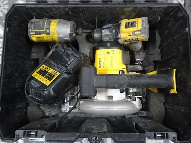 Accu set dewalt - afbeelding 1 van  9