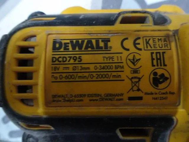Accu set dewalt - afbeelding 7 van  7