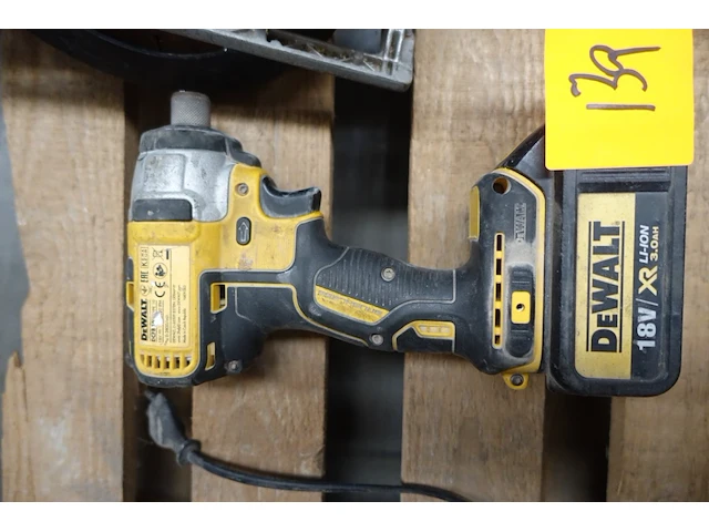 Accu set dewalt - afbeelding 2 van  6