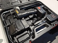 Accu vetspuit 24 volt - afbeelding 6 van  15