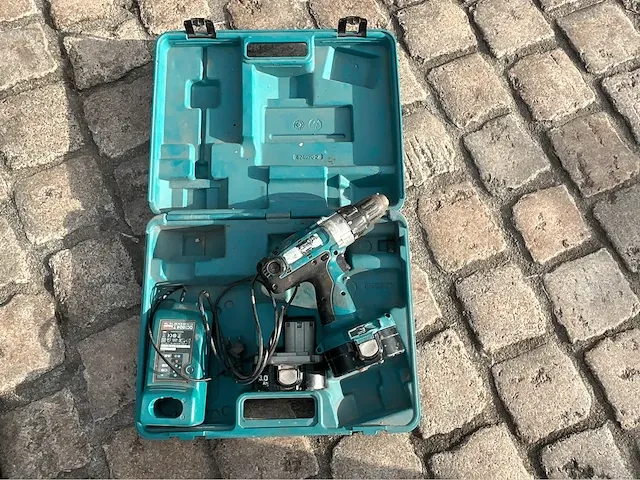 Accu vijsmachine makita; gereedschapskoffer - afbeelding 1 van  1