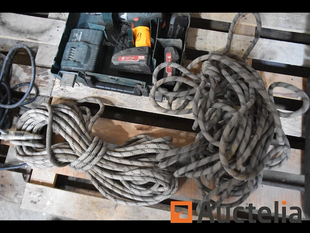 Accu vijsmachine metabo + diverse klim- en grijpmateriaal e.a. - afbeelding 4 van  8